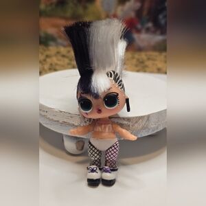 L.O.L Surprise! Remix Rock Club Roadie Small Doll [ Read Details ]